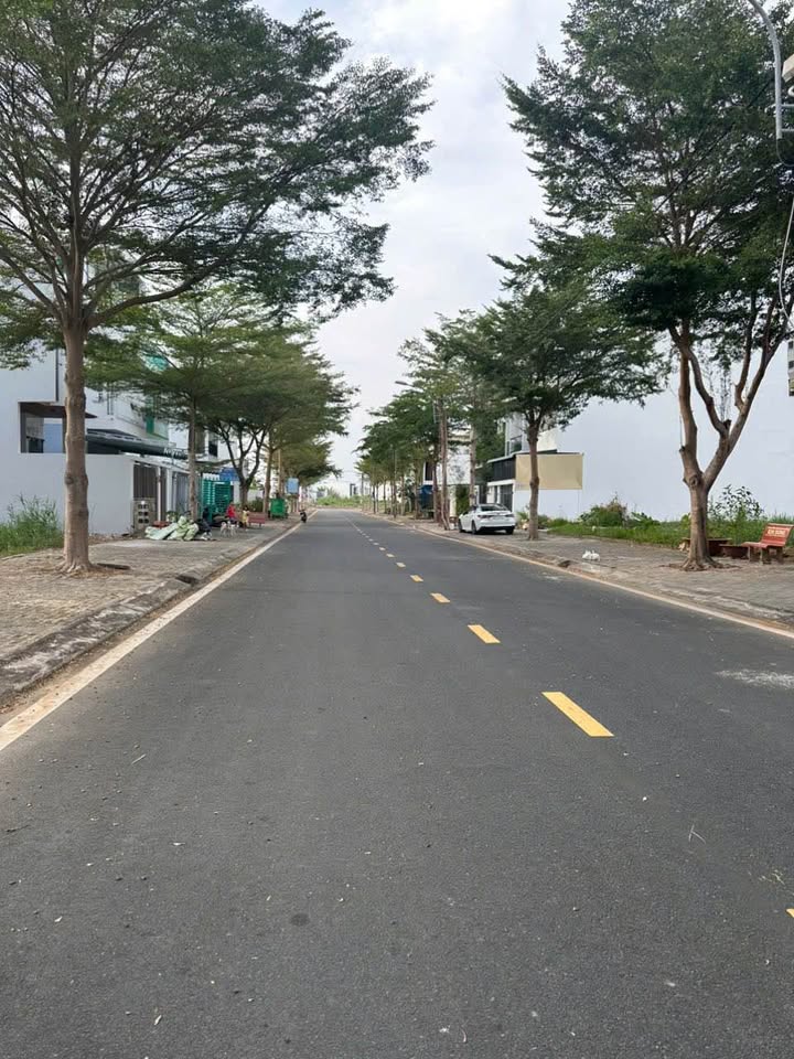 Đất nền KDC Minh Thắng Cà Mau 120m² giá 1 tỷ - Hướng Tây Nam, không dính ống cống!