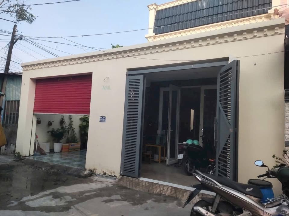 Biệt thự góc 2 mặt tiền xã Đông Thạnh Hóc Môn 200m² giá 5.5 tỷ - Không thể bỏ lỡ!