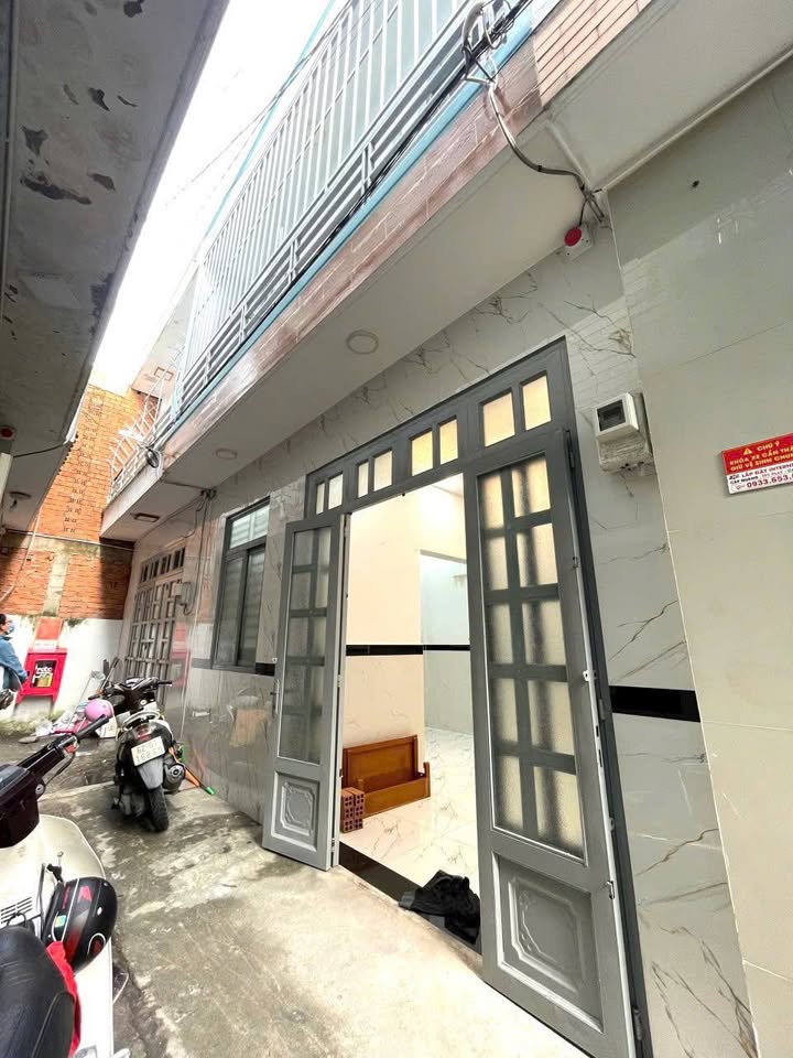 Nhà đẹp tại phường Tân Thới Hiệp, quận 12 - Giá 1.48 tỷ - Sẵn sàng vào ở!