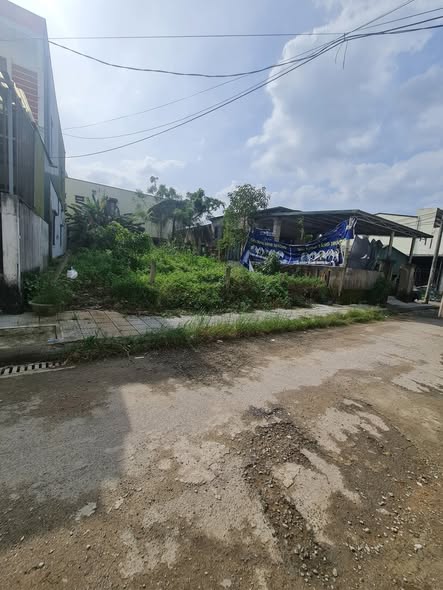 Lô đất thổ cư đẹp tại Khu Phố 1 Đông Thanh 264m² giá chỉ 2 tỷ - Đầu tư sinh lời hấp dẫn!