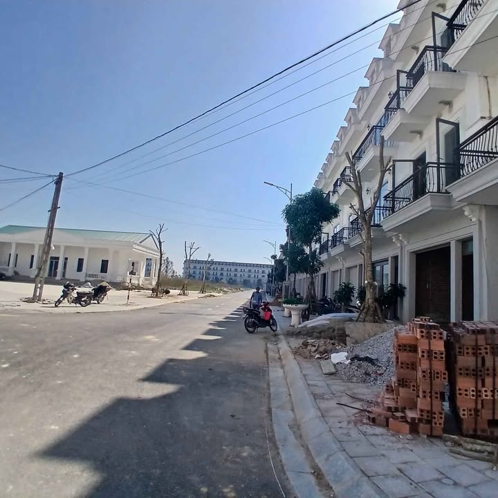 Shophouse đường Trịnh Kiểm, Thanh Hóa 90m² giá 5 tỷ - Cơ hội đầu tư hiếm có!