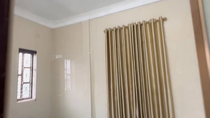 Nhà riêng đường Nguyễn Trung Thiên, Hà Tĩnh 70m² giá 2 tỷ - Vị trí đắc địa, chính chủ bán!