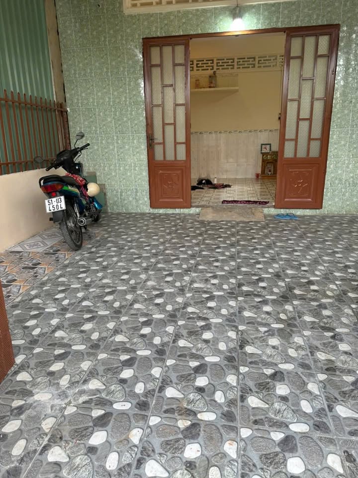 Nhà nguyên căn cho thuê tại Long Thượng, Cần Giuộc - Giá chỉ 3 triệu/tháng!