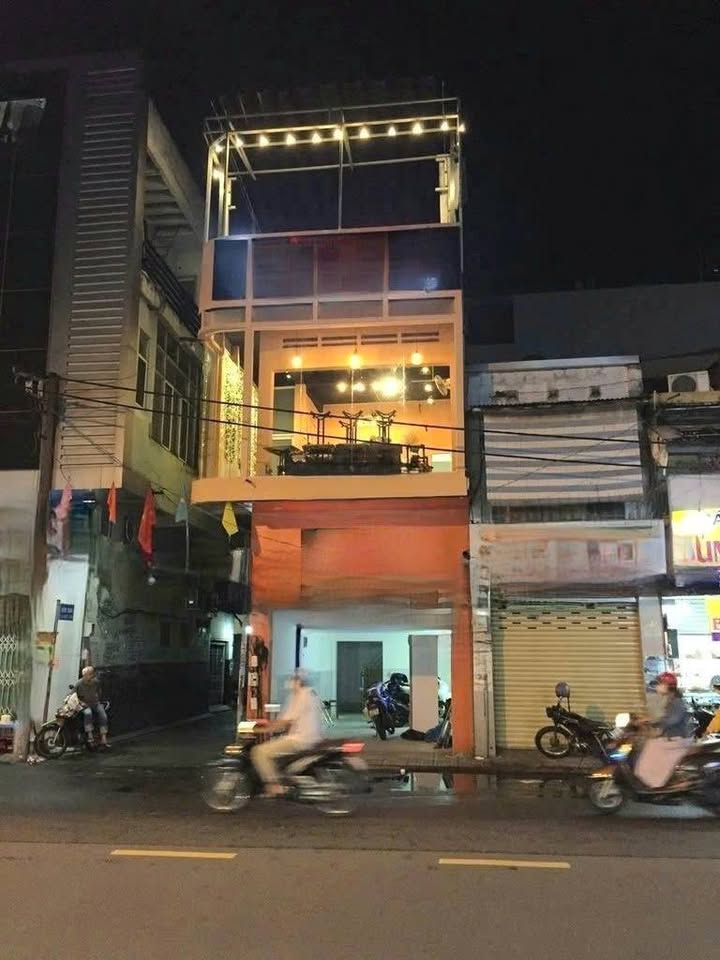 Front House Tân Bình 44m² giá 15 triệu - Kinh doanh tự do, mặt tiền đẹp!