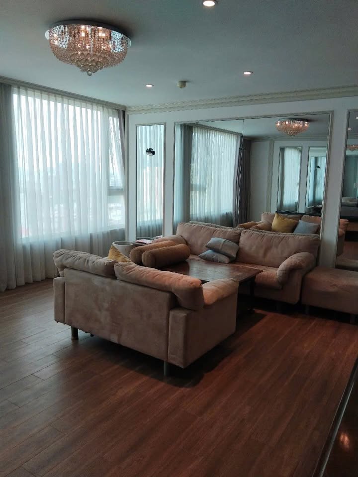 Căn hộ Leman Quận 3 87m² giá 30 triệu - Full nội thất sang trọng!