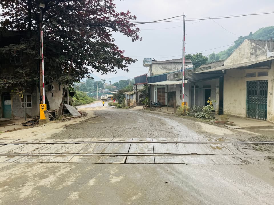 Nhà cấp 4 Cam Đường 160m² giá chỉ 1.7 tỷ - View đẹp, không gian thư giãn lý tưởng!