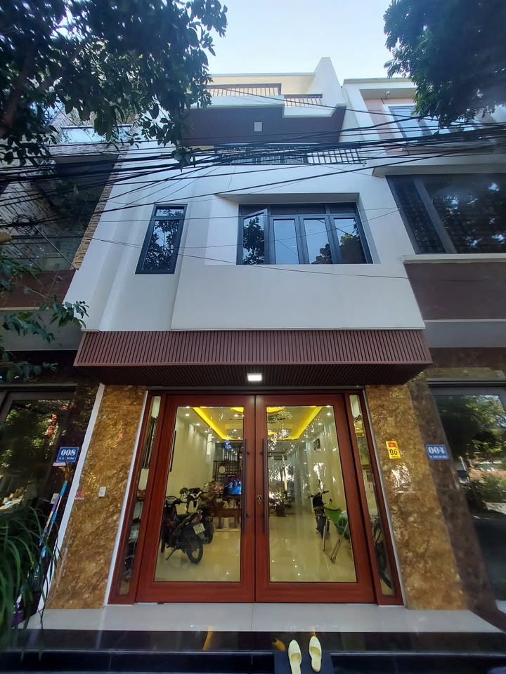 Cho thuê nhà mới xây 95m² tại phường Cam Đường, Lào Cai - Phù hợp văn phòng, kinh doanh!