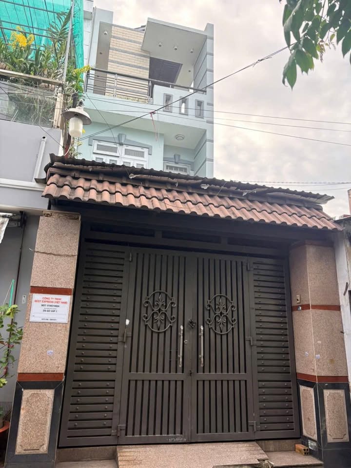 Nhà cho thuê Hẻm 310 Phạm Văn Chiêu 126m² giá 18 triệu/tháng - Không gian sống lý tưởng!