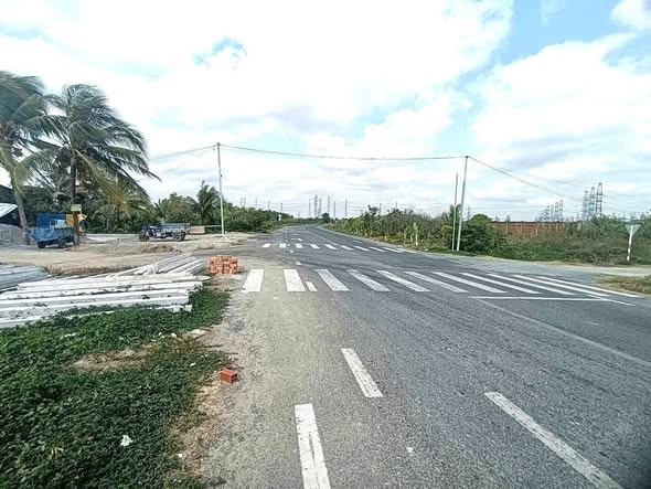 Đất nền góc ngã 4 Phước Thới, Ô Môn, Cần Thơ, 325.6m² - Tiềm năng kinh doanh lớn!