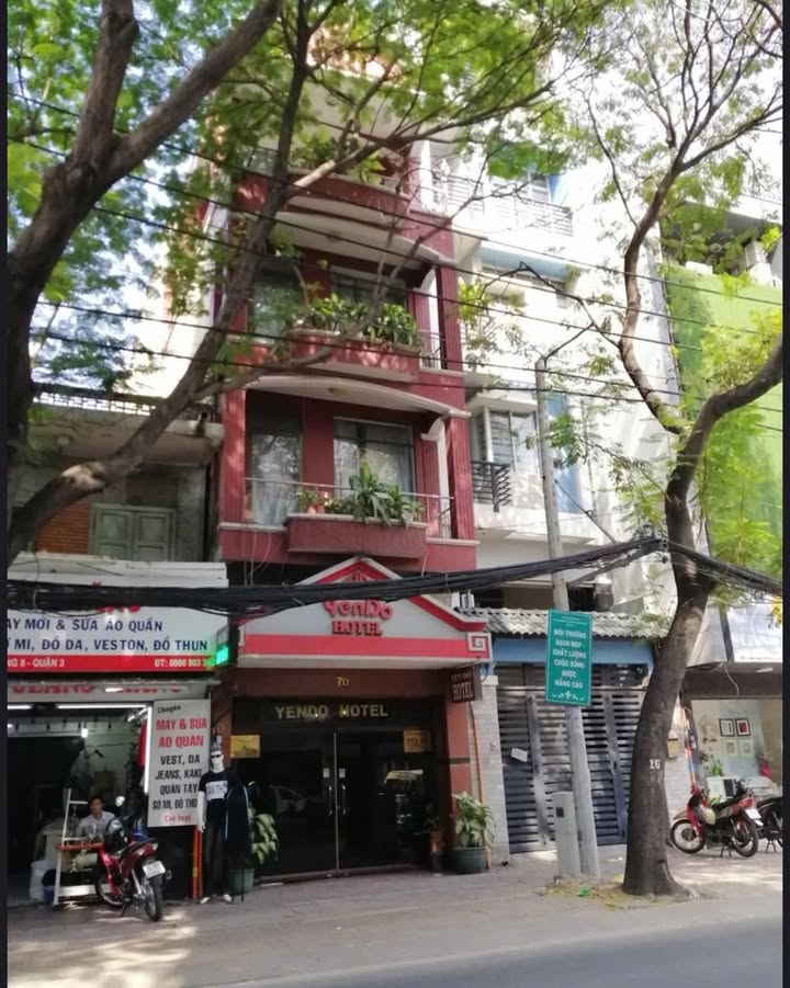 Nhà mặt tiền 2 mặt trước sau 70 Lý Chính Thắng, Quận 3, 102m² - Vị trí kinh doanh đắc địa!