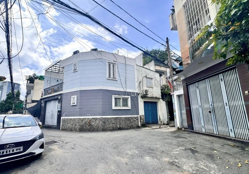 Nhà 2 tầng Bình Chiểu, Thủ Đức 40m² giá 4.5 tỷ - Ô tô tránh thoải mái!