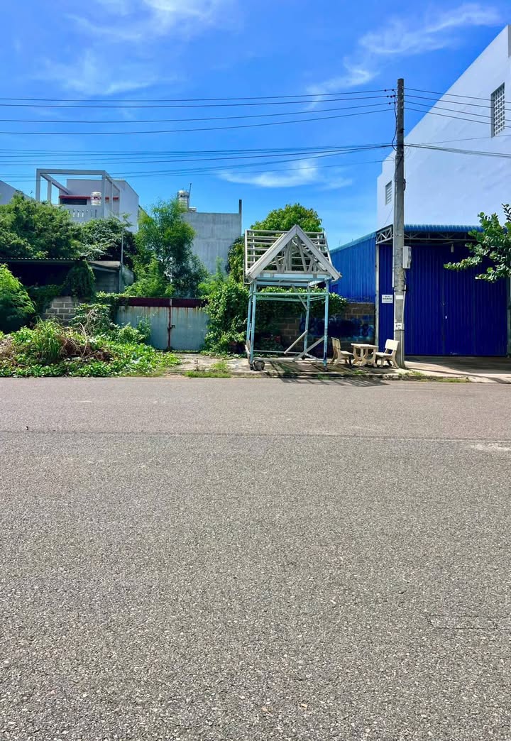 Đất nền 100m² đường Xuân An, TP Phan Thiết, giá chỉ 3.3 tỷ - Đầu tư sinh lời ngay!