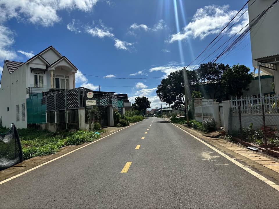 Mặt tiền kinh doanh Đức Trọng 285m² giá chỉ 3,1 tỷ - Đầu tư sinh lời ngay!