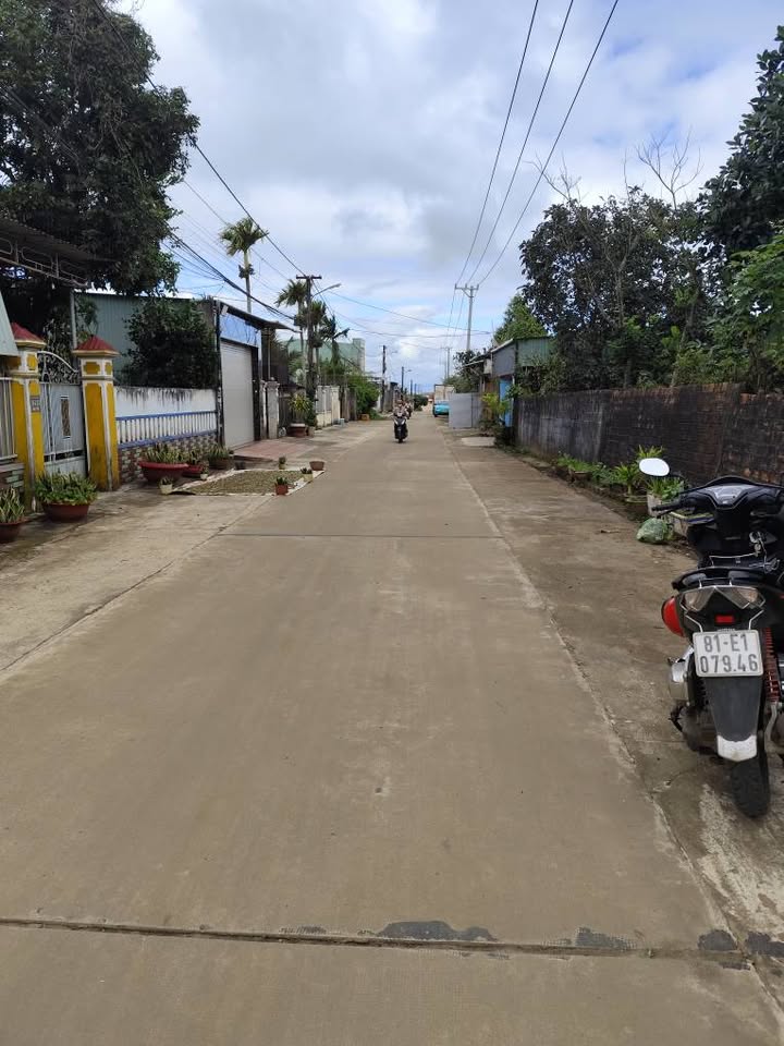 Đất nền hẻm 154 Âu Cơ, Thắng Lợi, Pleiku 150m² giá 1.5 tỷ - An ninh tốt, gần chợ!