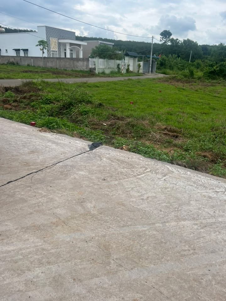 Đất nền Đá Bạc Châu Đức 80m² giá 699 triệu - Sổ đỏ chính chủ, mua bán ngay!