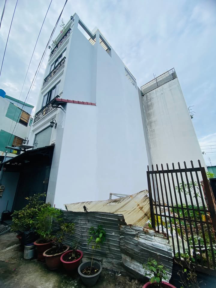 Đất nền Gò Vấp 49.5m² giá 4.95 tỷ - Đối diện KDC Cityland, gần Lottemart!