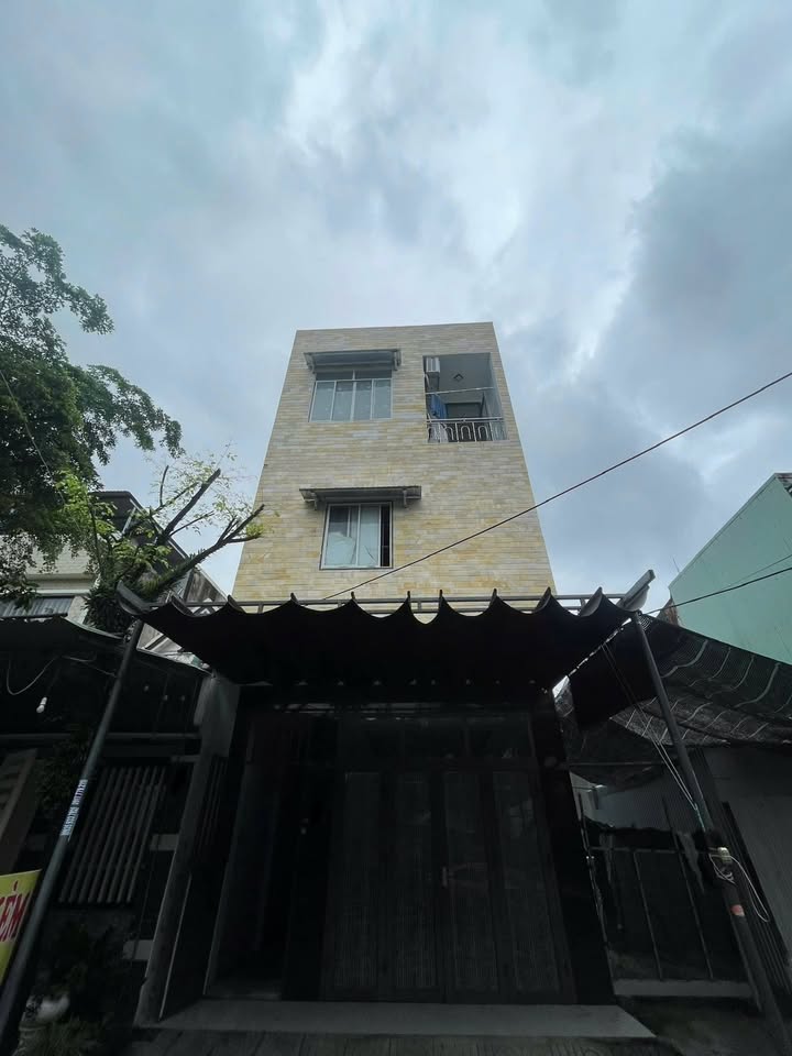 Dãy trọ 3 tầng mặt tiền Lê Đình Kỵ, 110m² giá 6 tỷ - Đầu tư sinh lời ổn định!