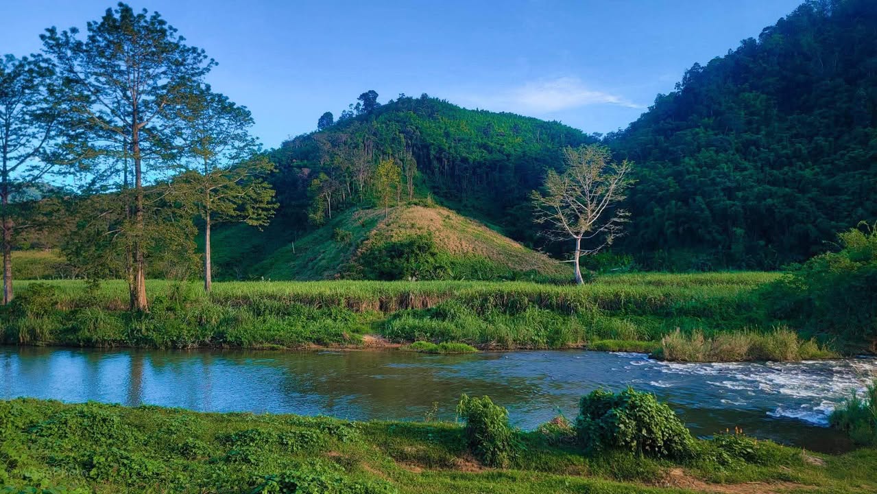 Đất nền thổ cư 897m² xã Đăk Rơ Wa giá 570 triệu - Mặt tiền đường bê tông, gần làng du lịch!