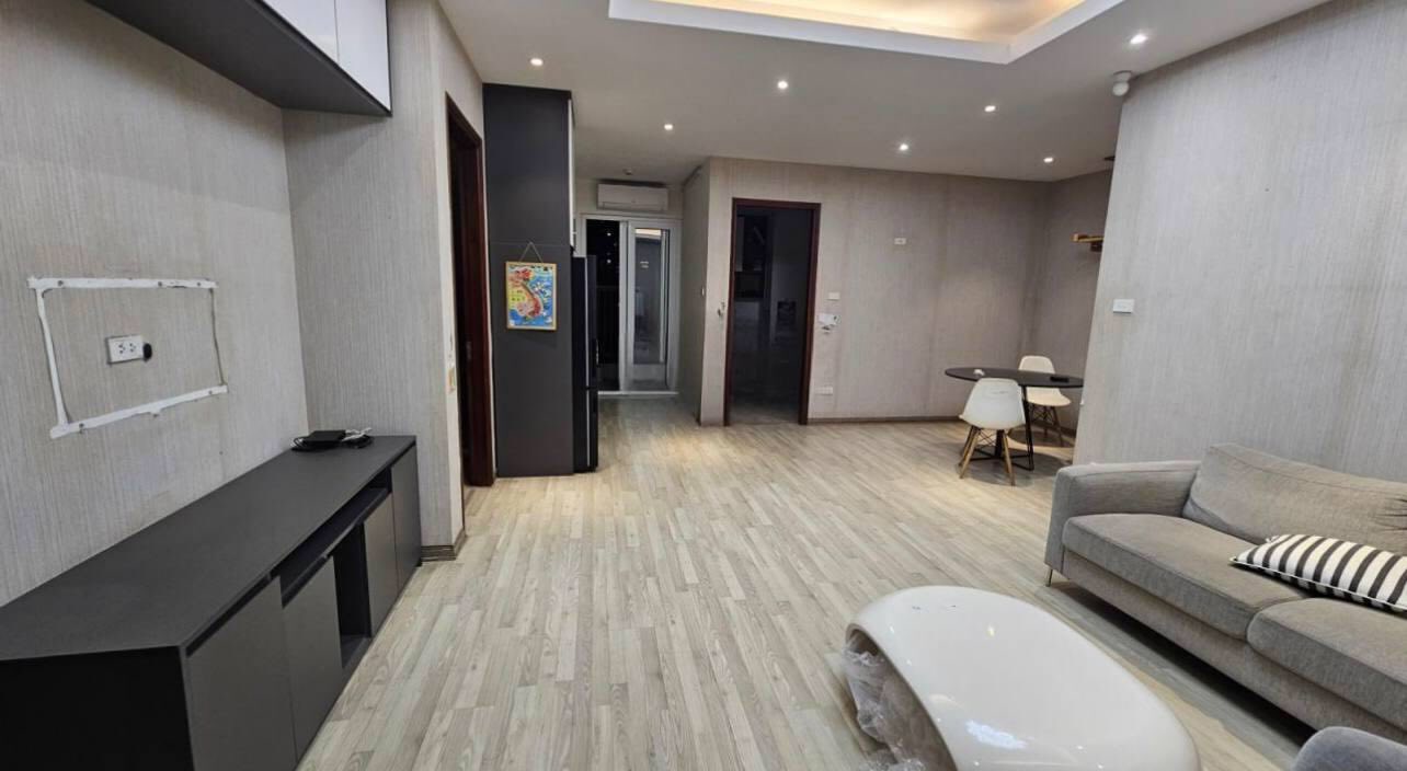 Căn hộ cho thuê CT36 Xuân La, Tây Hồ 77m² giá 13 triệu - Nội thất đầy đủ, vào ở ngay!