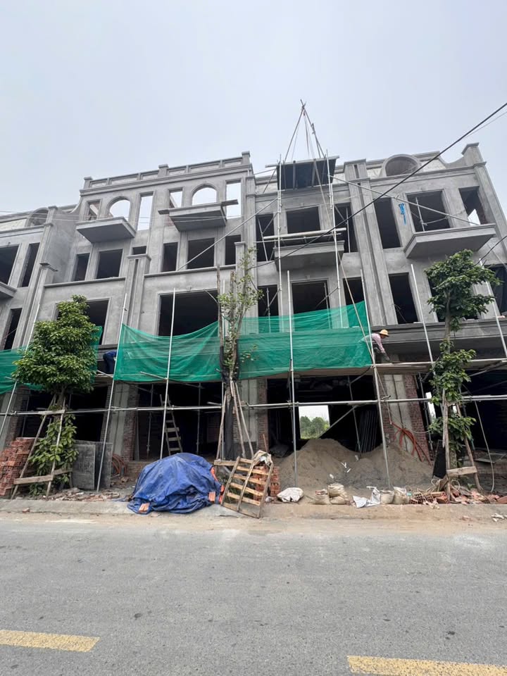 Shophouse Văn Phong An Dương 100m² giá 5.4 tỷ - Đầu tư sinh lời hấp dẫn!