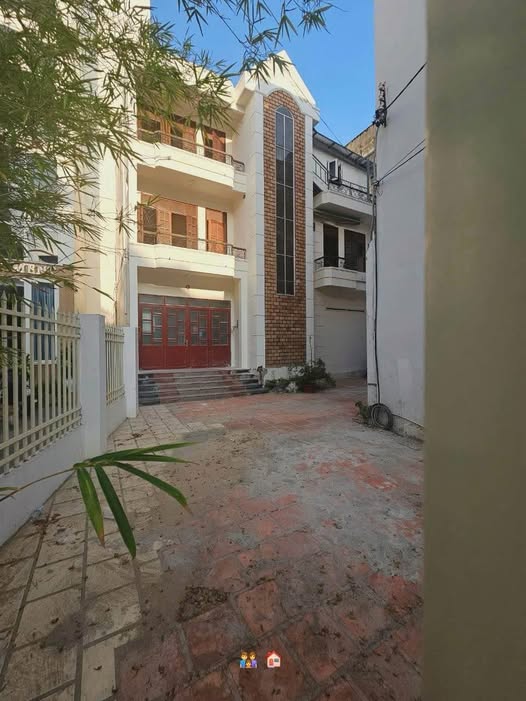 FrontHouse Nha Trang 234m² giá 35 tỷ - Cơ hội đầu tư hiếm có!