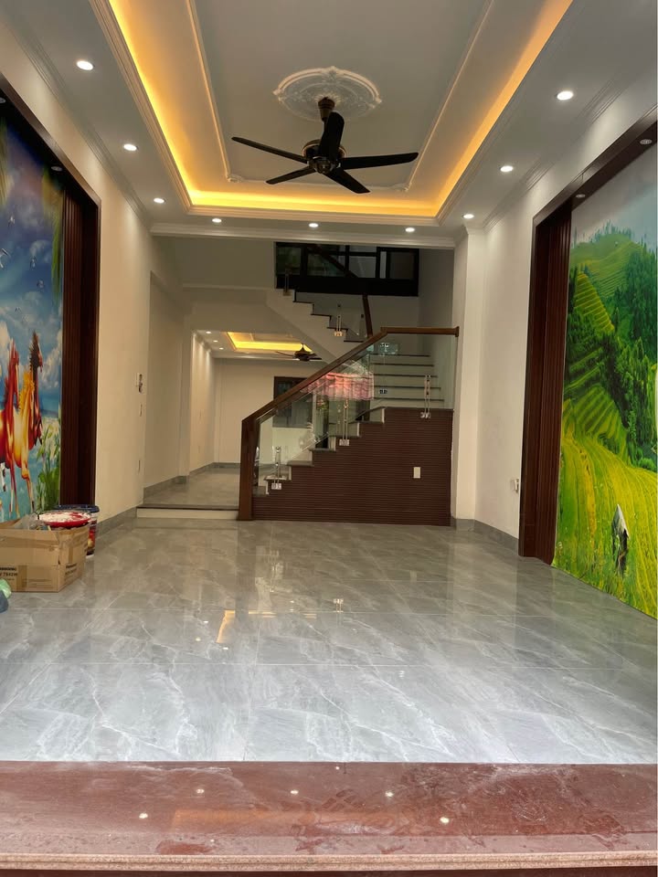 Nhà 3 tầng phố Lê Thanh Nghị, Hải Tân, 60m² - Sẵn sàng ở ngay!