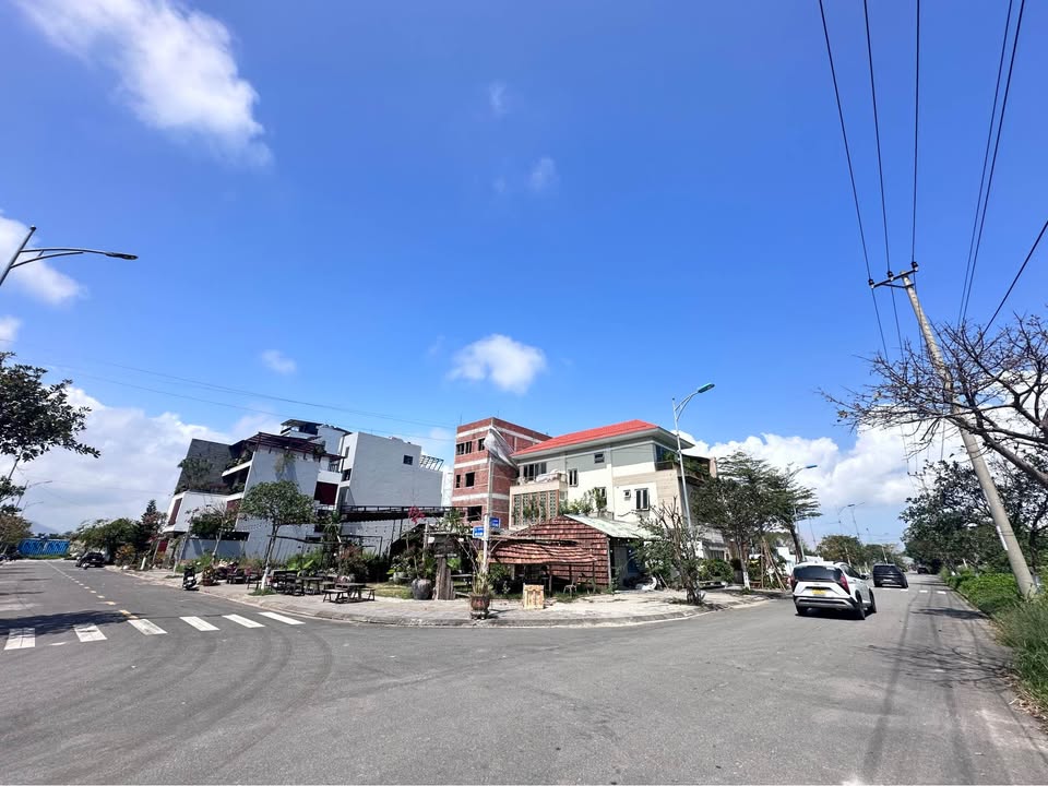 Nhà mặt tiền Doãn Khuê, Đà Nẵng 550m² giá 80 triệu - Cơ hội kinh doanh hấp dẫn!