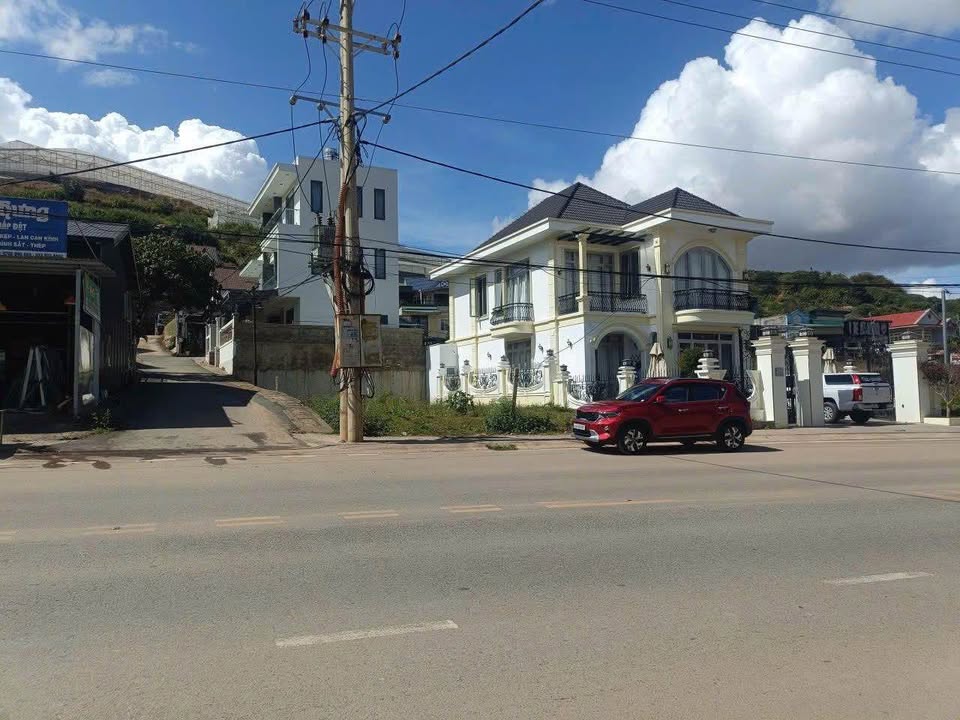 Đất biệt thự mặt tiền đường Đankia, Đà Lạt 256.4m² giá 10.5 tỷ - View đẹp, an ninh tốt!