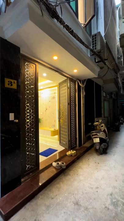 Nhà riêng Tôn Thất Tùng 23m² giá 7 tỷ - Đối diện Đại học Y Hà Nội!