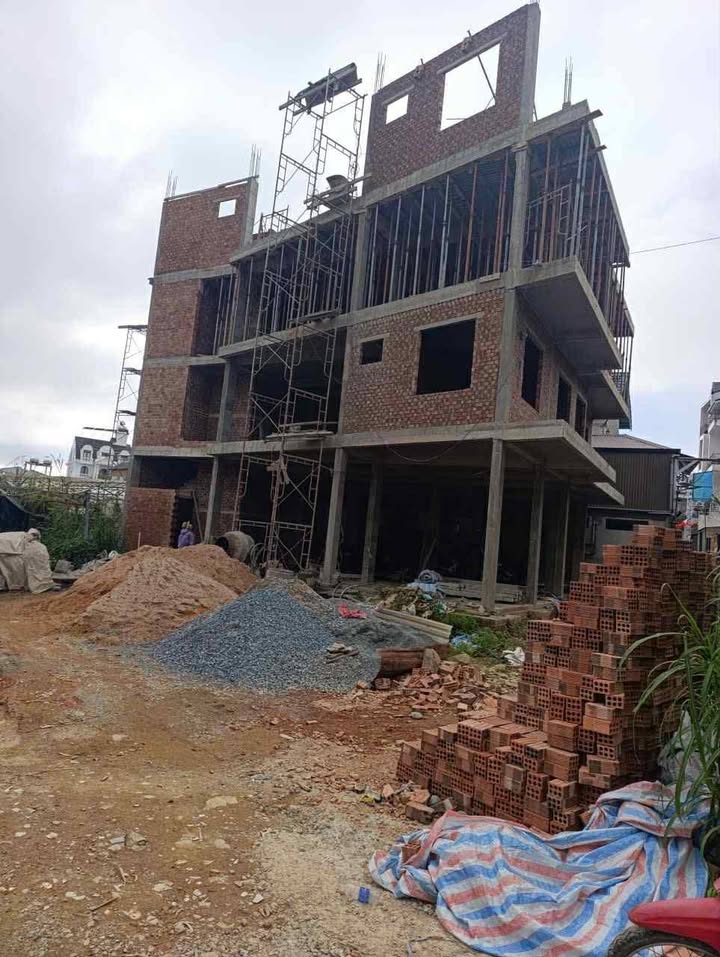 Căn hộ khu Anada, Phù Đổng Thiên Vương, Đà Lạt 300m² giá 23 tỷ - Cơ hội đầu tư hấp dẫn!