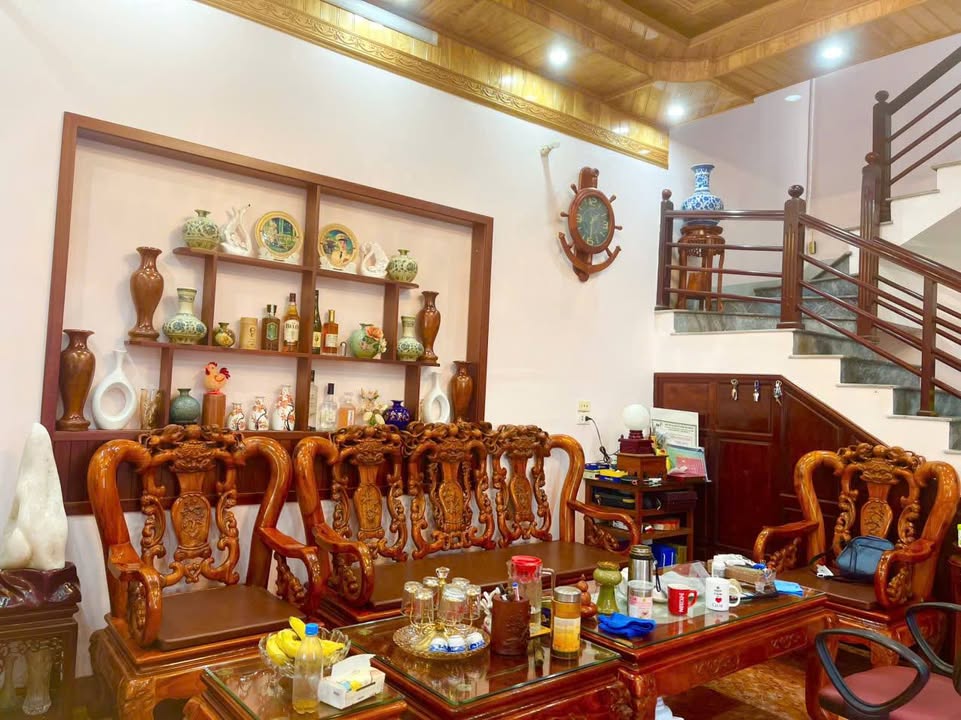 Nhà 2 tầng chính chủ tại phường Mỏ Chè, Sông Công, 125m² - Cách đường CMT8 chỉ 50m!