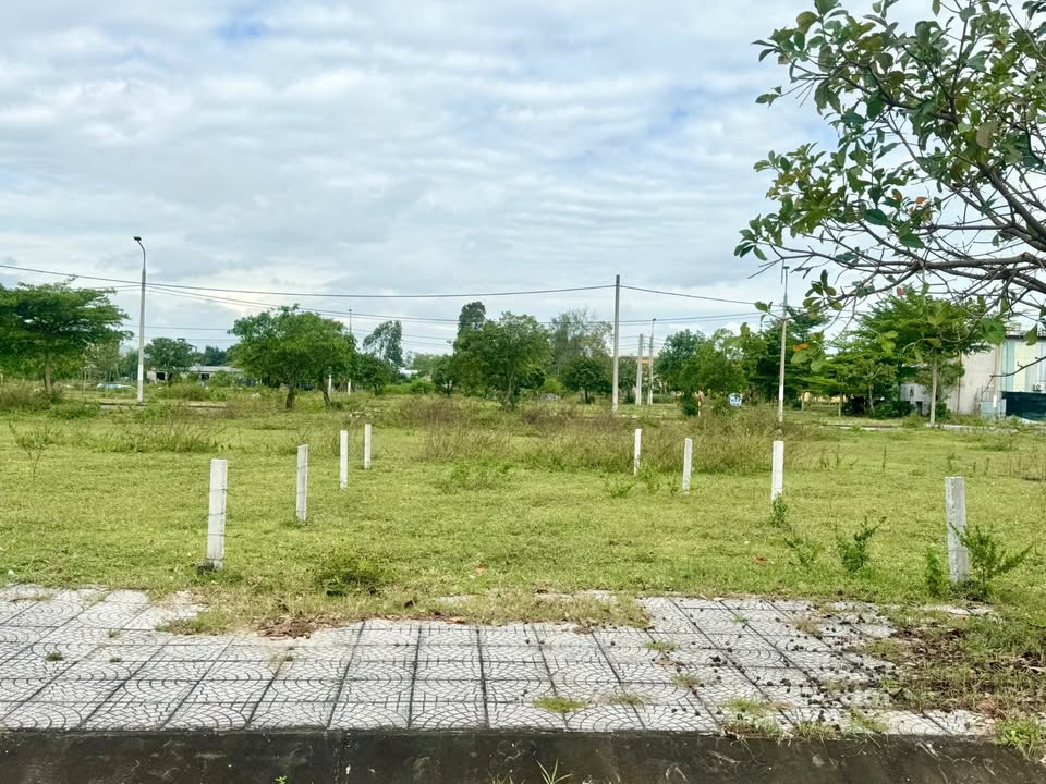 Đất nền Khu đô thị Viêm Minh Hà Dừa, Điện Ngọc, 80m² giá 2.48 tỷ - Đầu tư thông minh!