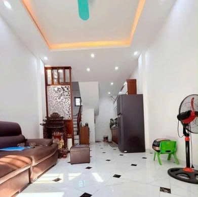 Nhà 3 tầng Kim Chung, Đông Anh 92m² - Vị trí đẹp, sẵn sàng ở ngay!