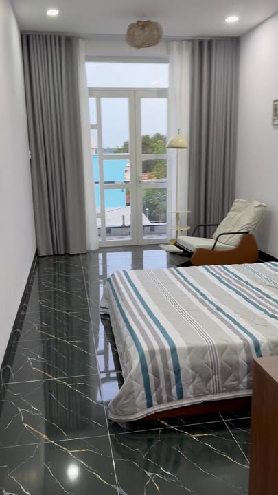 Nhà phố Thủ Đức 80m² giá 3 tỷ - Sổ hồng riêng, xe hơi vào tận nhà!