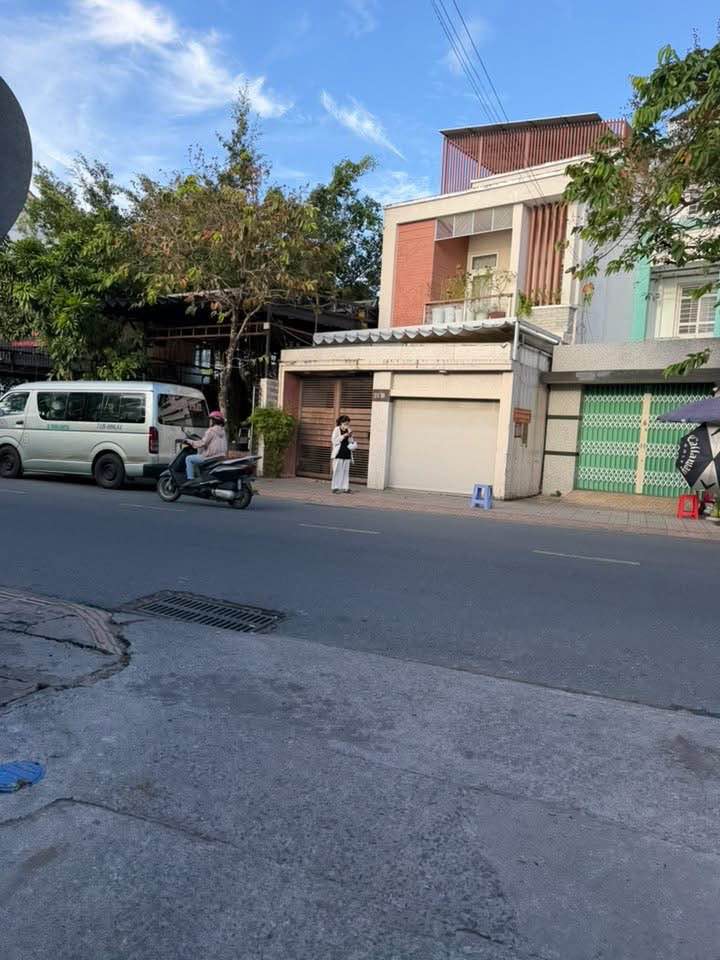 Biệt thự Phường Sơn Đông, Bến Tre 2500m² giá 13 tỷ - Đầu tư lý tưởng!