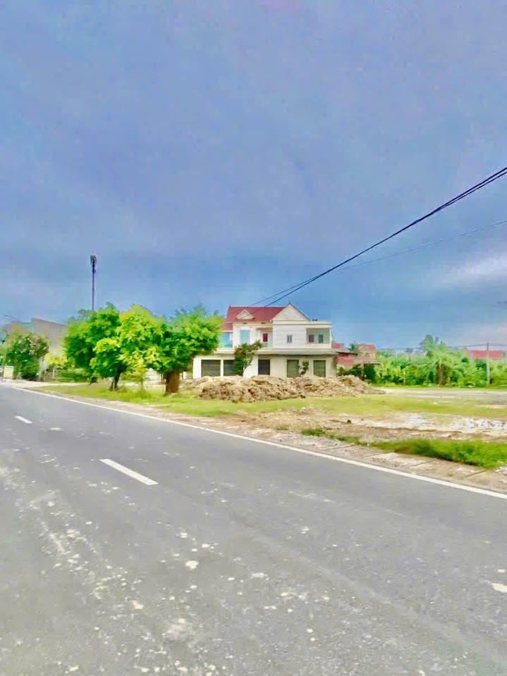Đất mặt tiền Quốc lộ 45, Đông Thanh, 333m² giá 2.4 tỷ - Cơ hội đầu tư tuyệt vời!
