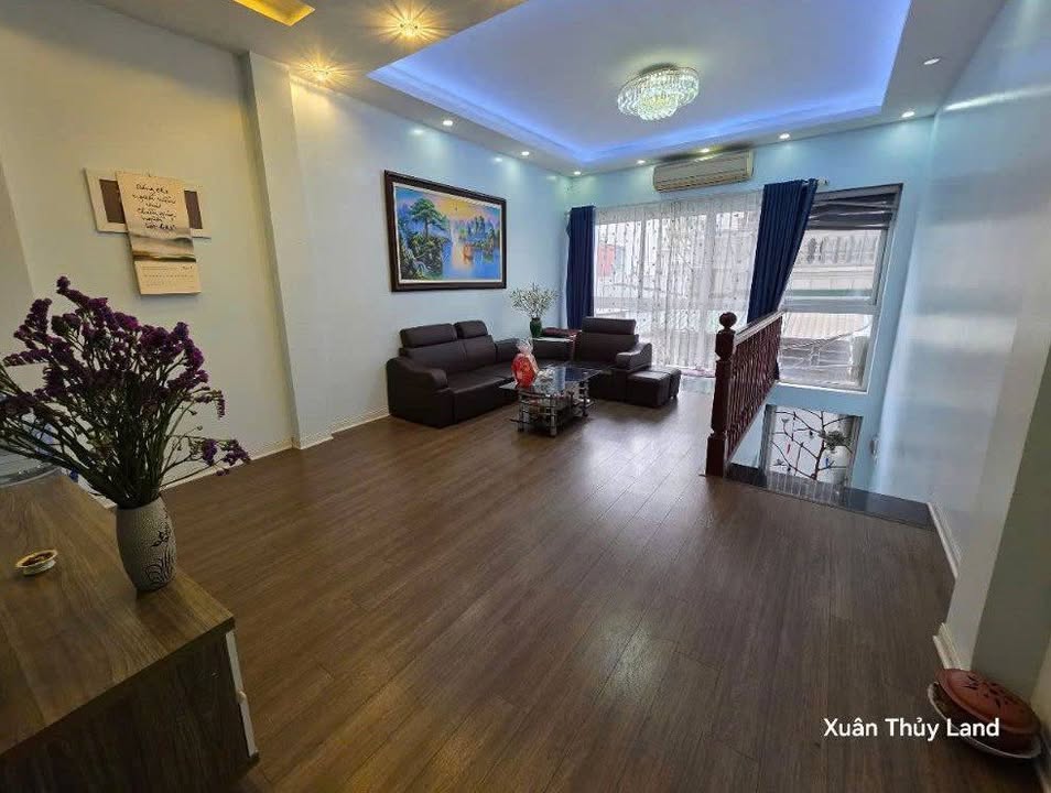 Cho thuê nhà nguyên căn ngõ 564 Nguyễn Văn Cừ, Gia Thụy, Long Biên 52m² - Nhận nhà ngay, full đồ nội thất!