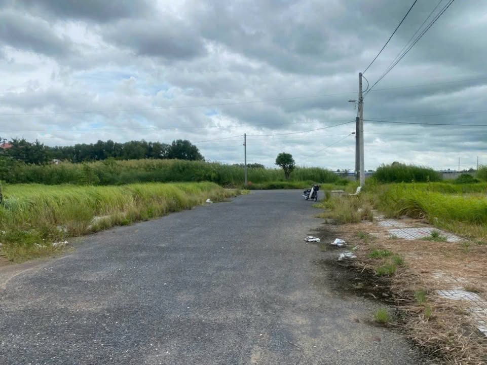 Đất nền đẹp Long Phước, Long Hồ 115m² giá 940 triệu - Sổ đỏ chính chủ!