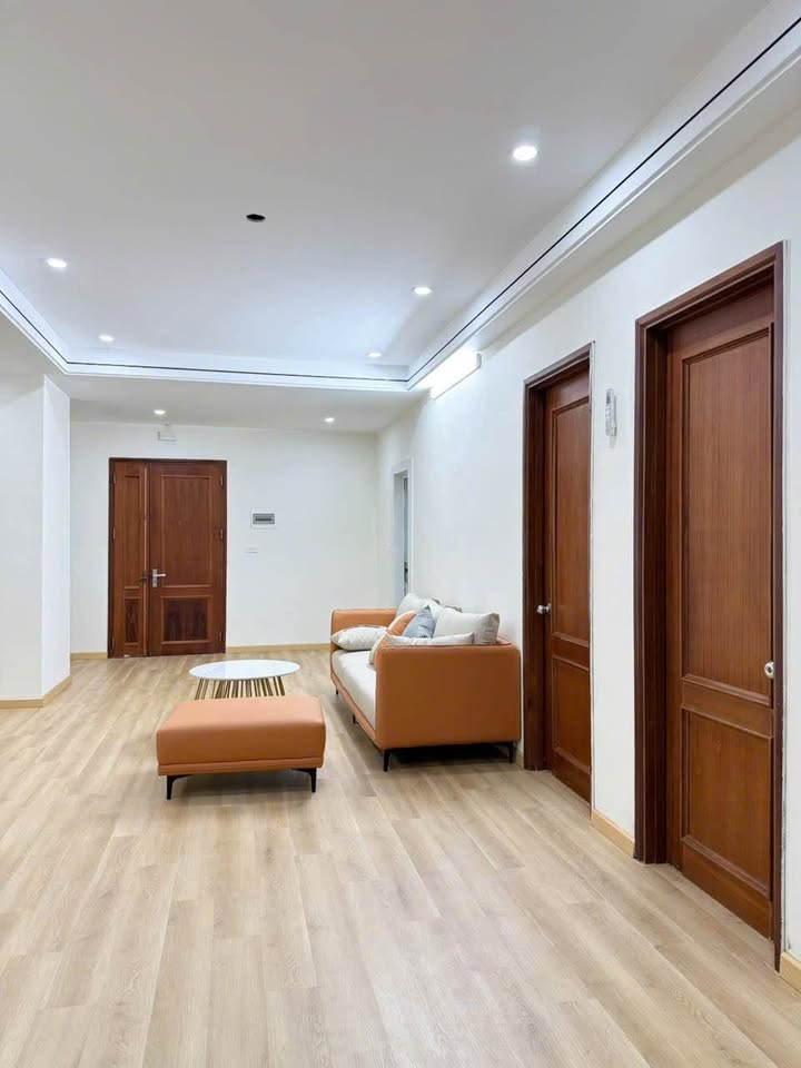 Căn hộ CT2A Quang Trung 70.5m² giá 2.9 tỷ - Đầy đủ nội thất, vào ở ngay!