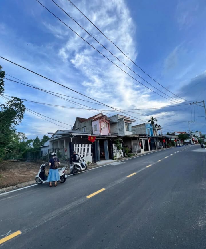 FrontHouse Hòa Tiến 140.6m² giá 2.43 tỷ - Mặt tiền kinh doanh ĐH 409