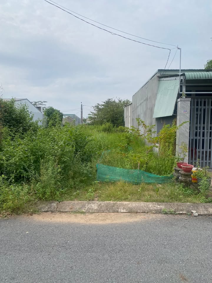 Đất nền tái định cư Trảng Bàng 90m² giá thỏa thuận - Vị trí đẹp, khu dân cư đông đúc!