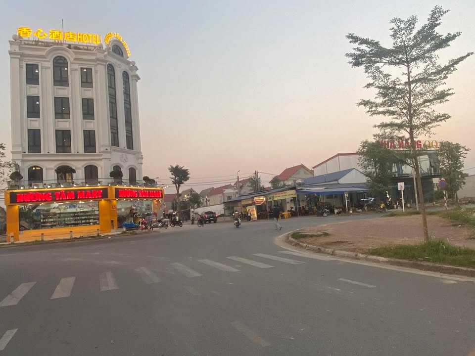 Đất nền Hồng Tiến, TP Phổ Yên 100m² giá 1.4 tỷ - Cơ hội đầu tư hấp dẫn!