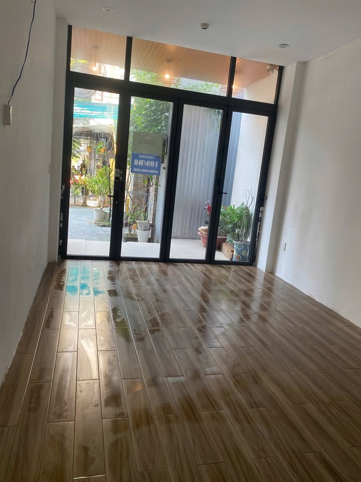 Mặt bằng cho thuê đường Dương Đình Nghệ, quận Sơn Trà, Đà Nẵng giá chỉ 3.5 triệu/tháng - Sẵn sàng hoạt động!