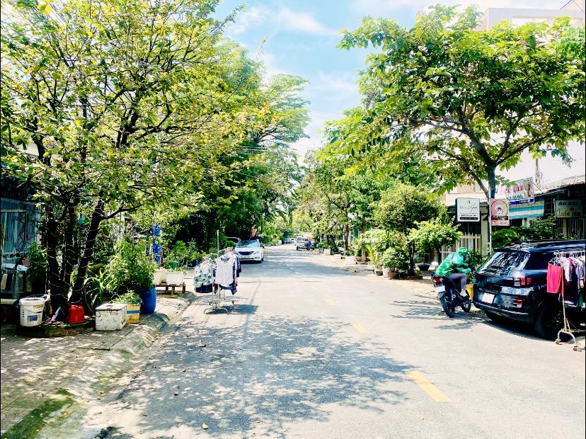 Bán gấp FrontHouse mặt tiền đường Phước Bình, Thủ Đức, 67m² chỉ 8 tỷ - Nhà cấp 4, sổ hồng riêng!