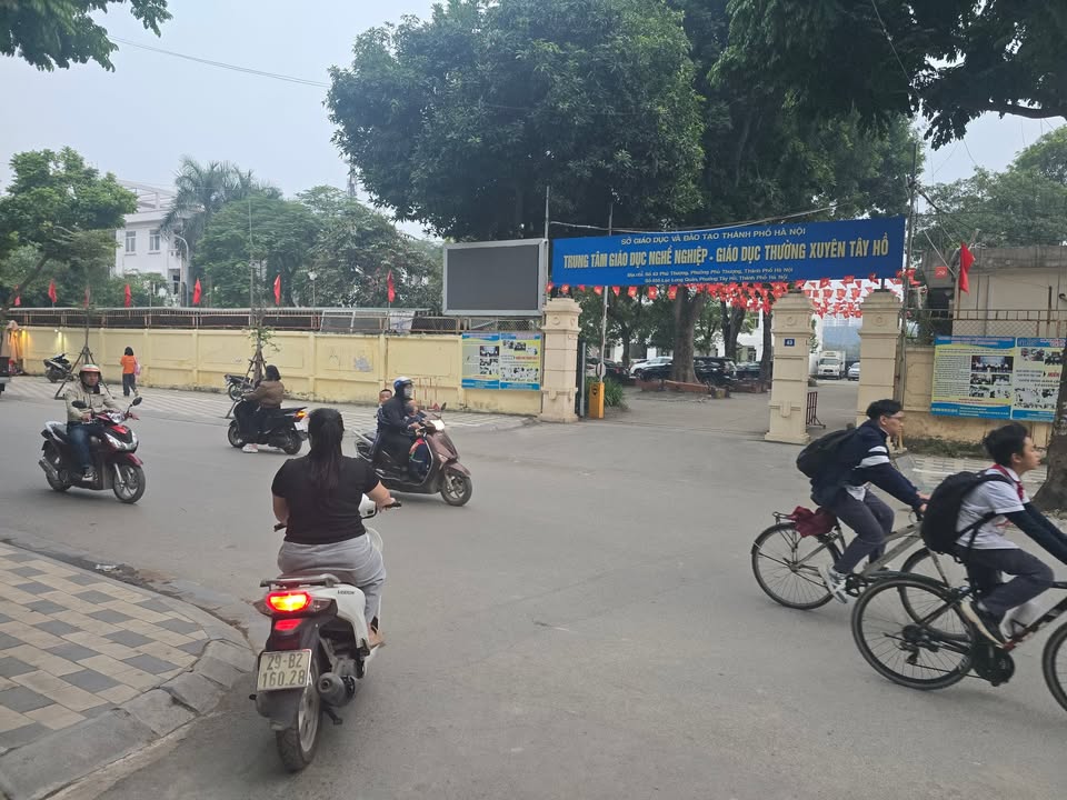 Nhà phố Phú Thượng 50m² giá thỏa thuận - Vị trí đắc địa, giao thông thuận lợi!