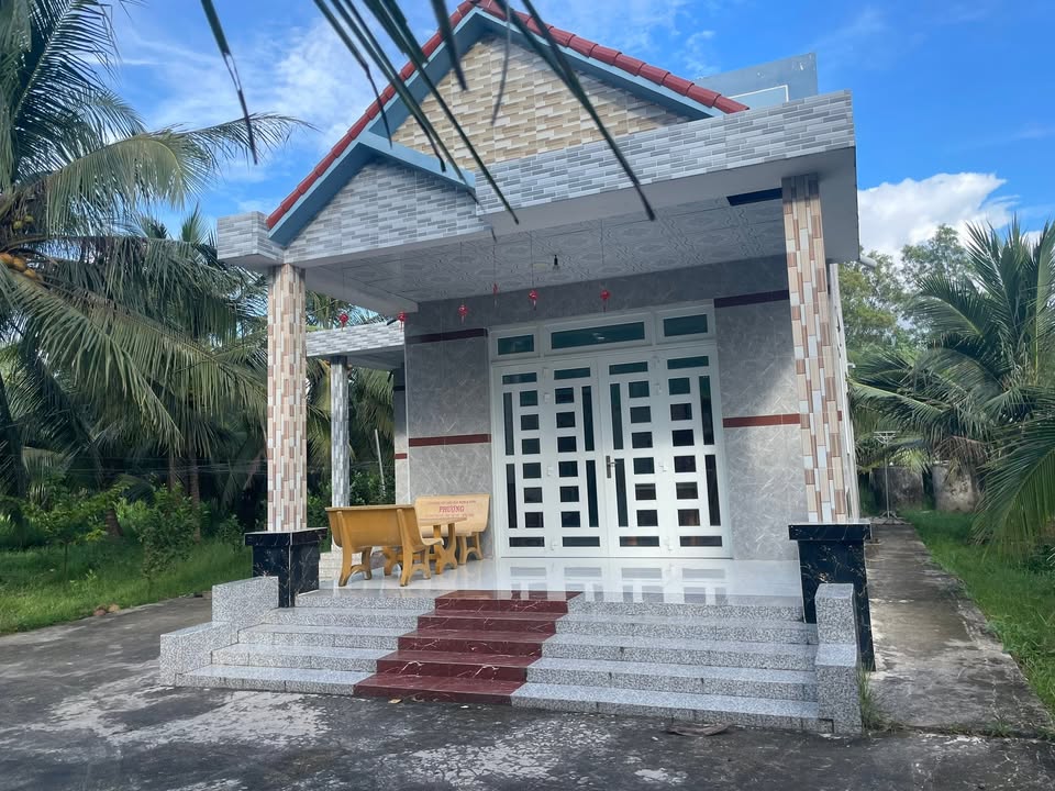 Đất nền Lương Hòa, Giồng Trôm 2,1 công giá 1,4 tỷ - Cơ hội đầu tư tuyệt vời!