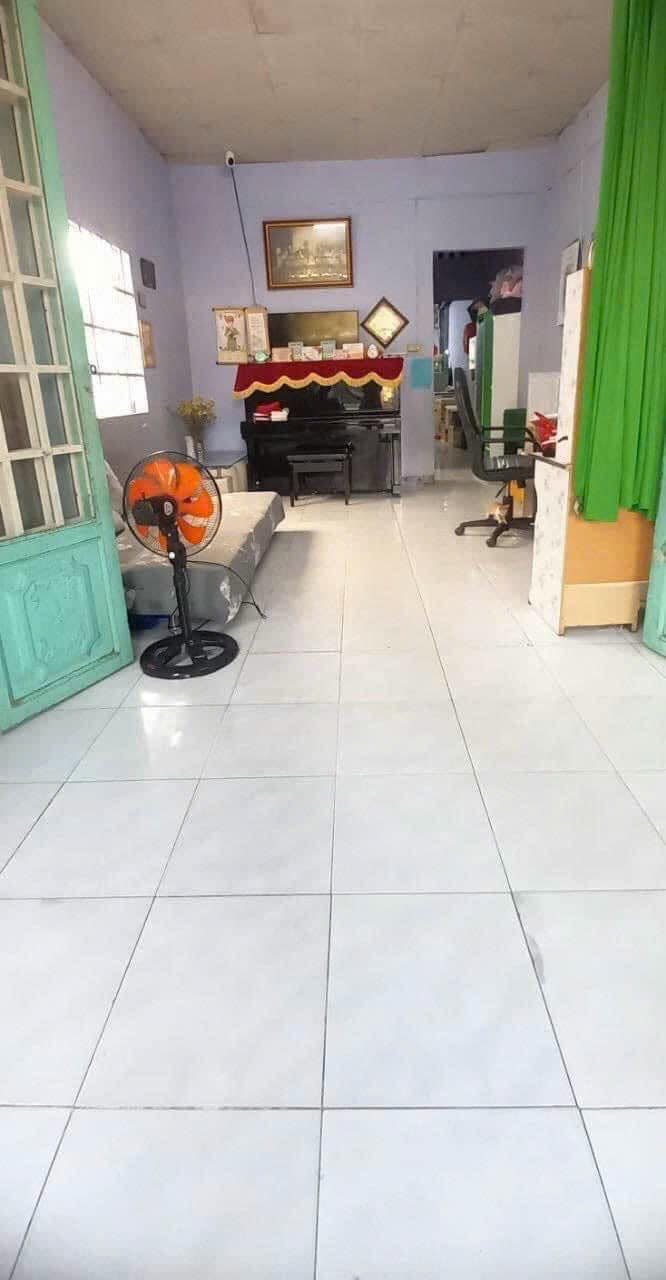 Nhà bán Định Hoà Thủ Dầu Một 88m² giá 1.55 tỷ - Sân đậu ô tô thoải mái!