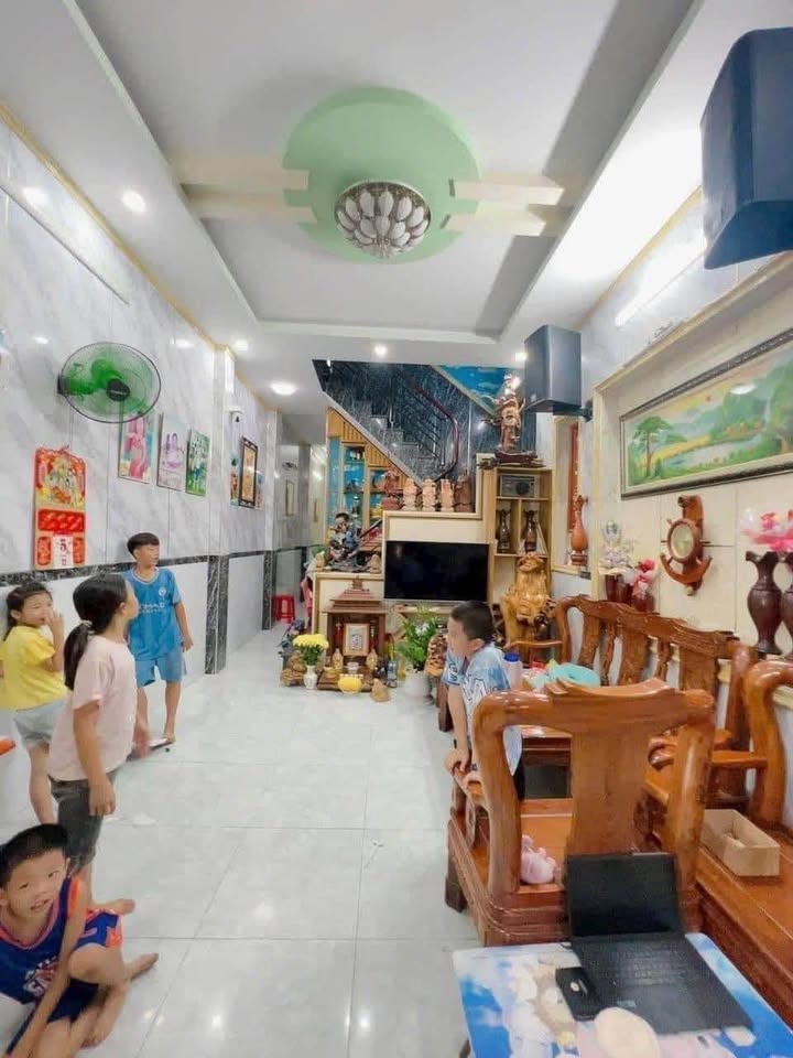 Nhà riêng 72m² tại Dĩ An - Giá 3.1 tỷ - Sẵn sàng vào ở ngay!