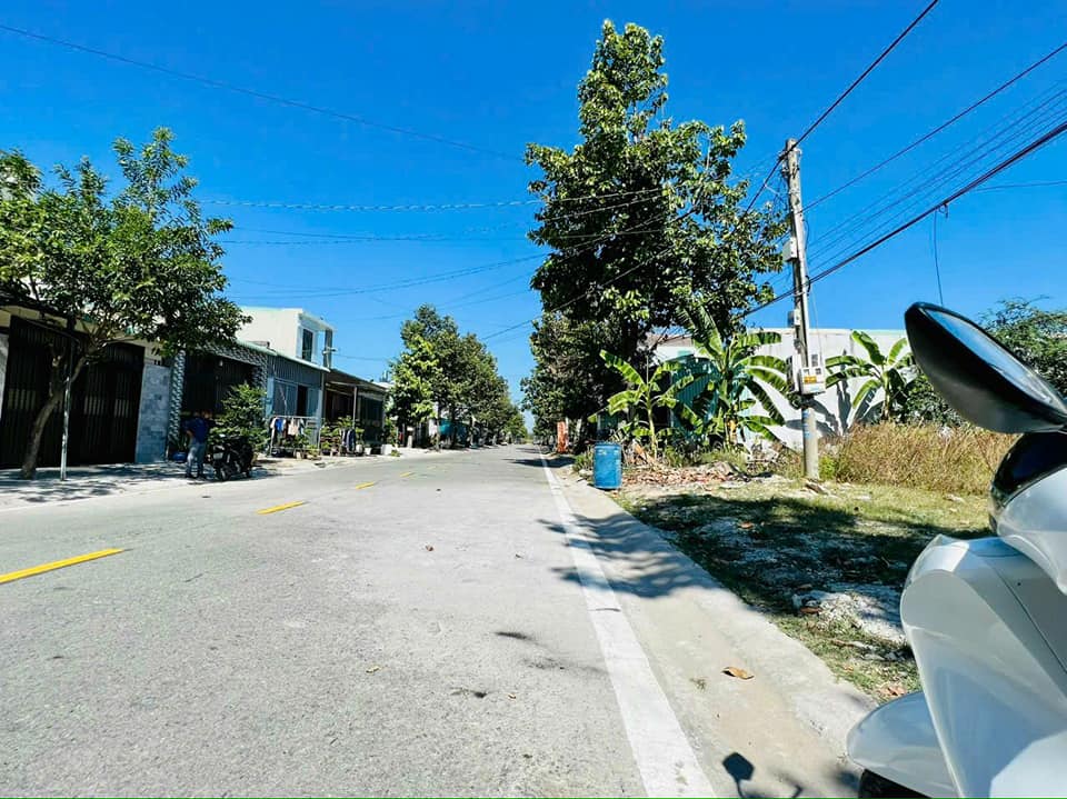 Đất nền Phú Tân 150m² giá 2.25 tỷ - Cơ hội đầu tư tuyệt vời!