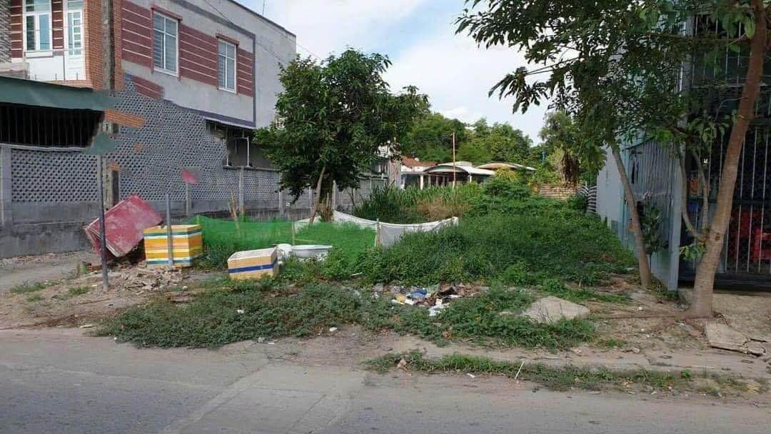 Đất lô góc mặt tiền DX 75 Định Hòa 240m² giá 4.65 tỷ - Vị trí kinh doanh đắc địa!